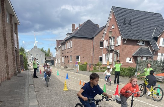  (vergroot foto)