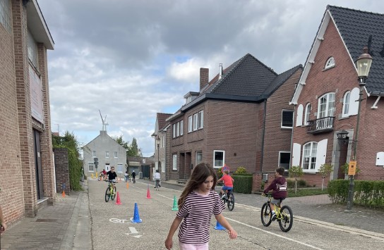  (vergroot foto)