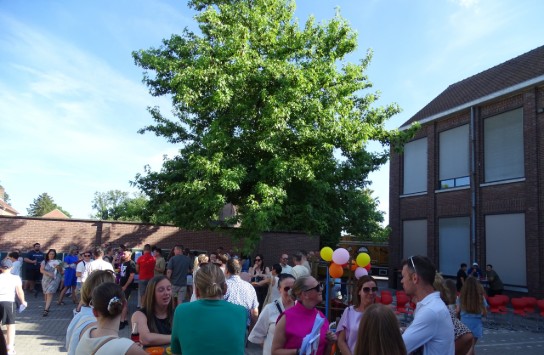  (vergroot foto)