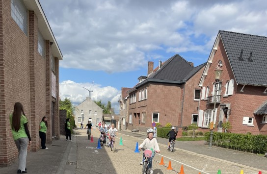  (vergroot foto)