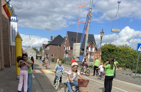  (vergroot foto)