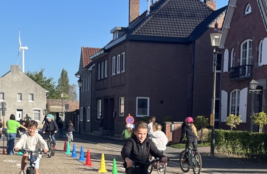  (vergroot foto)