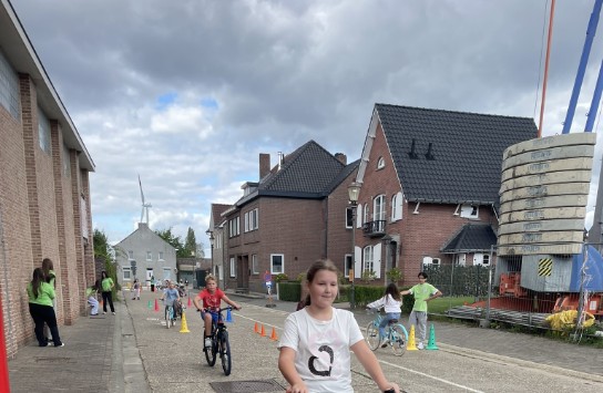  (vergroot foto)