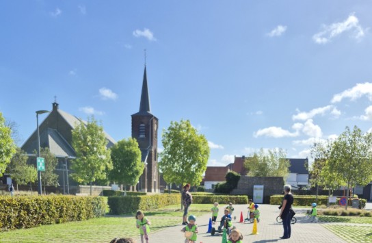  (vergroot foto)