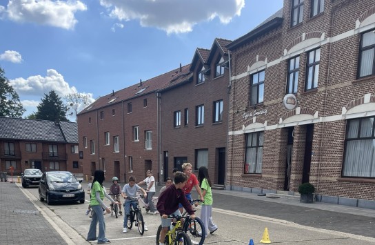  (vergroot foto)