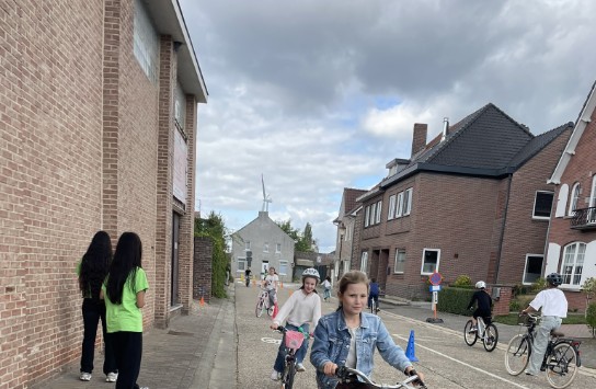  (vergroot foto)