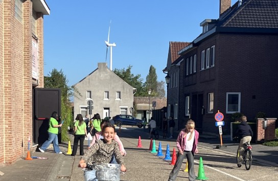  (vergroot foto)