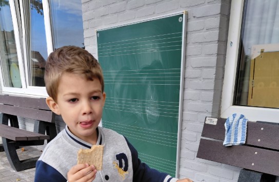  (vergroot foto)