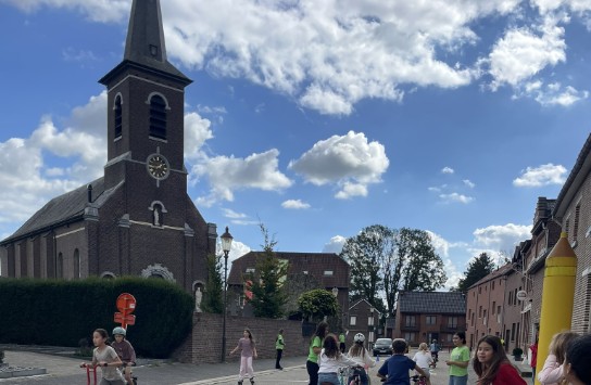  (vergroot foto)