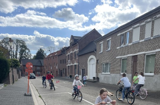  (vergroot foto)