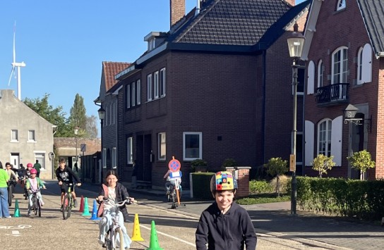  (vergroot foto)