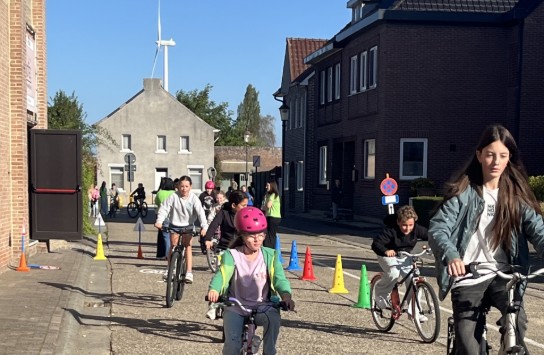  (vergroot foto)