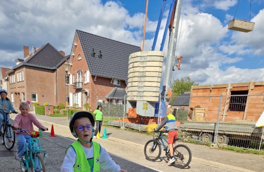  (vergroot foto)