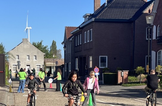  (vergroot foto)