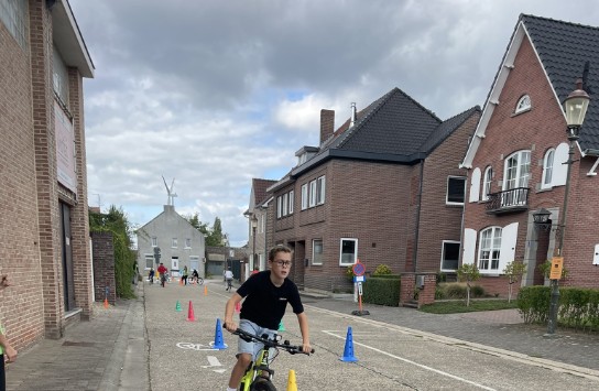  (vergroot foto)