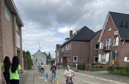  (vergroot foto)