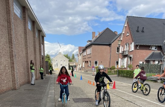  (vergroot foto)