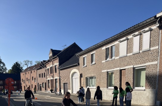  (vergroot foto)