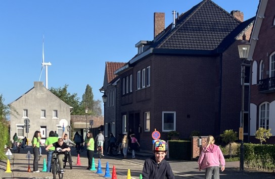  (vergroot foto)