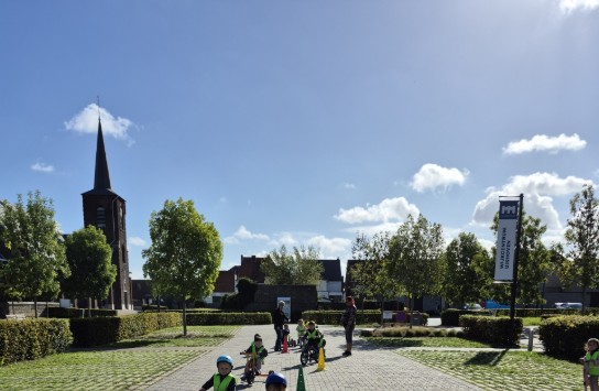  (vergroot foto)