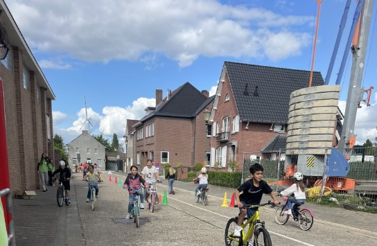  (vergroot foto)